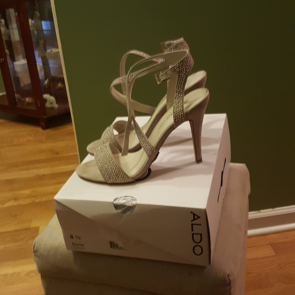 Shoes - Picture 2 of 2